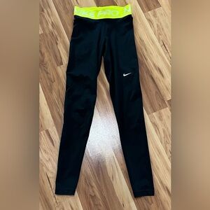 New Nike Training Runnning Leggings XS